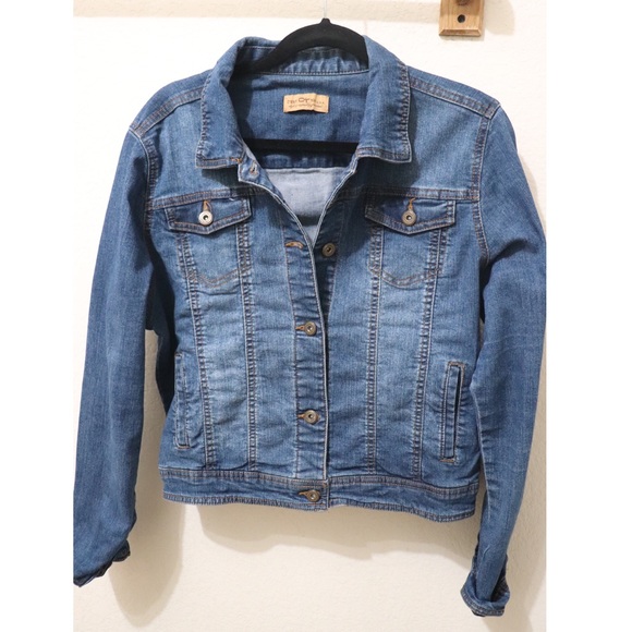 Jean Jacket: Good Condition - Picture 1 of 2